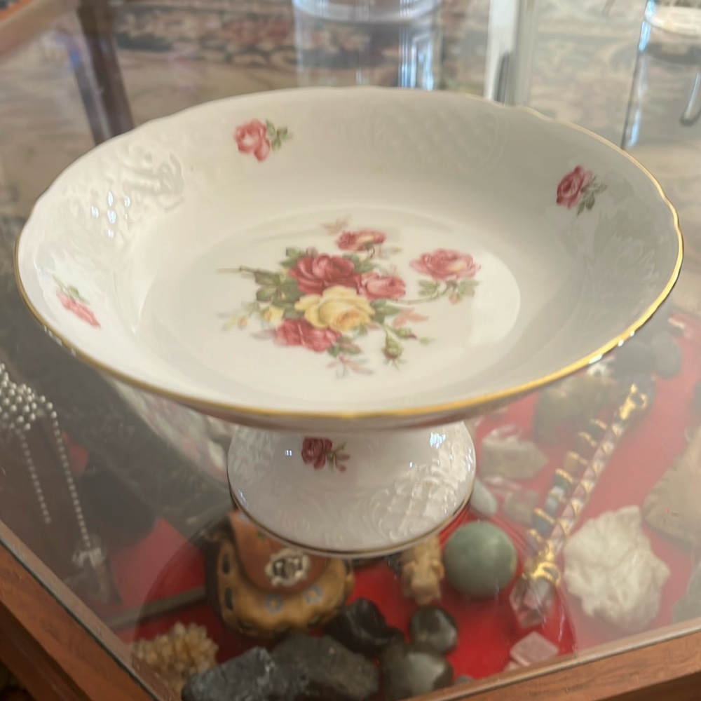 Vintage Bavaria Schumann Arzberg Germany Porcelain  Pedestal Candy Dish 1920s